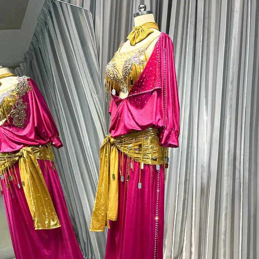 Traje de Danza del Vientre para Mujer en Fucsia y Dorado, Top de Chifón con Pedrería Brillante y Falda Larga para Actuaciones en Escenario