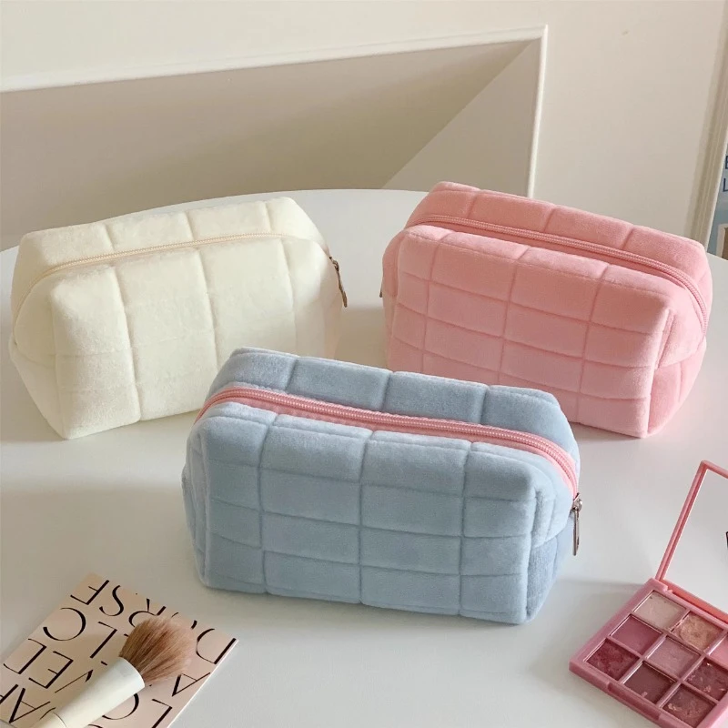 

Cute Makeup Bag Women's Large Capacity Travel Portable Storage Bag