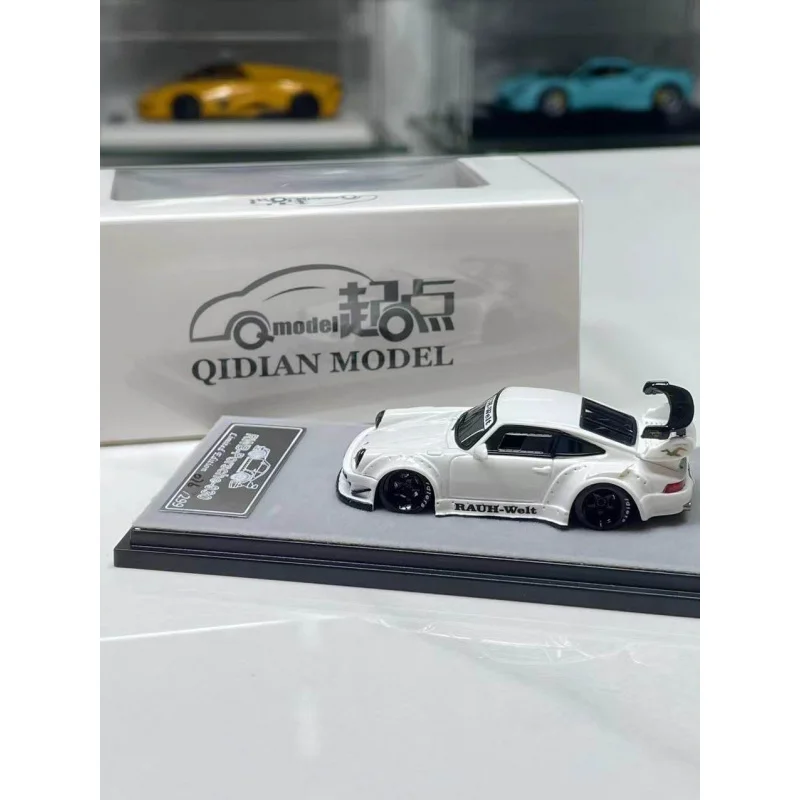 RWB930  1:64Resin Simulation Car Model Collectible Ornament