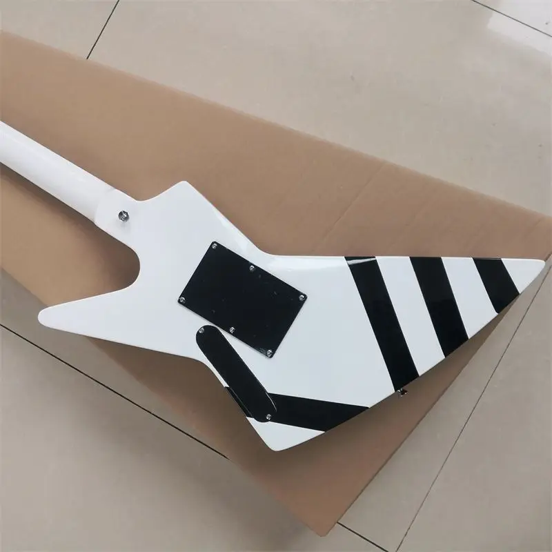 6 Strings 22 Frets Electric Guitar Maple Neck Special-shaped Vibrato System Customization Factory Outlet in Stock Free Delivery