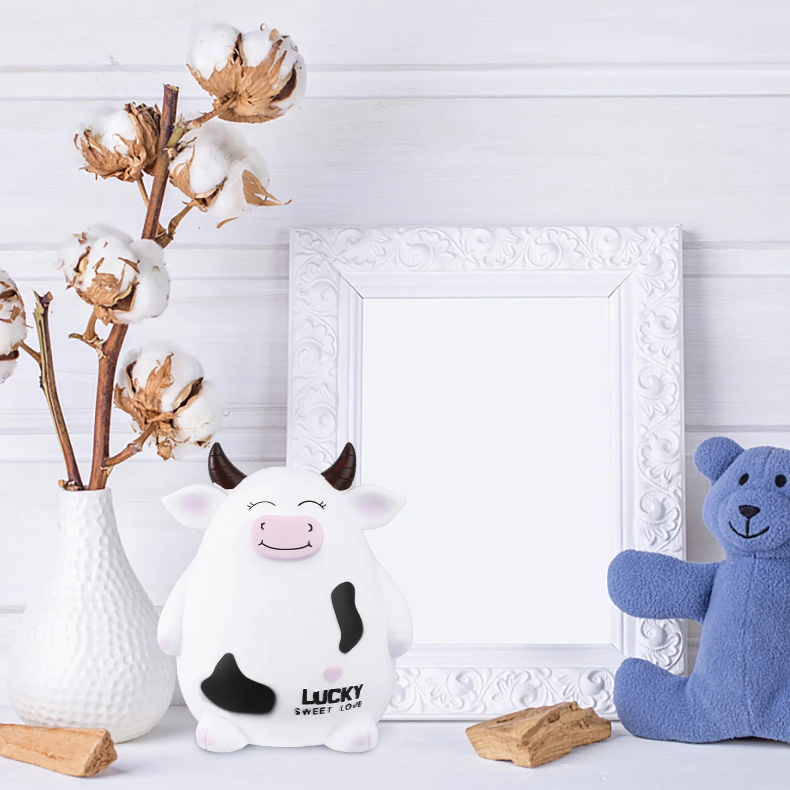 

1Pcs Cute Cow Saving Pot Creative Small Change Container Coin Bank Practical Desk Ornament Gift Small Saving Pot