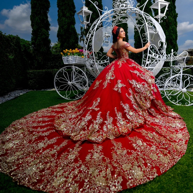 

Sparkly Red Quinceanera Dresses 2024 Off The Shoulder Sequin Appliques Lace Pearl Tull Corset Puffy Ball Gown Party Brthday Dres