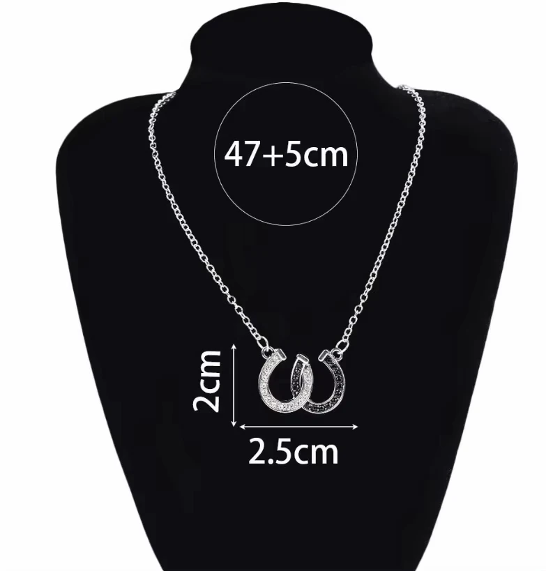 Kkjoy Reizende Doppel-Hufeisen-Halskette mit Kristall-Hufeisen-Anhänger für Damen, Glücksbringer-Schmuck mit Strasssteinen – Detail 1