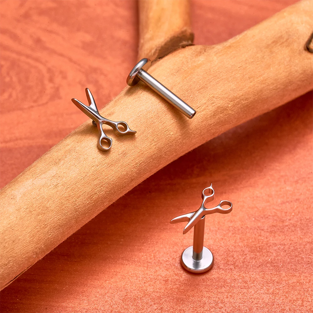 ASTM F136 التيتانيوم 16 جرام شقة هالوين شبح مقص قرط الاذن المرصع عودة الغضروف اللولب Labret الشفاه ميدوسا ثقب المجوهرات