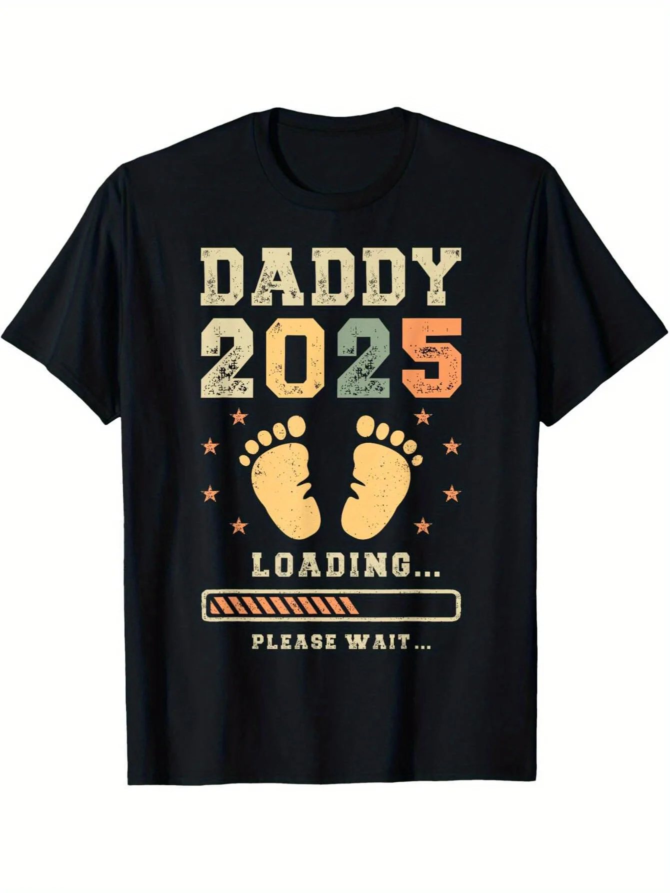 

Daddy 2025 Loading, Baby Announcement, Expecting Dad to Be T-shirt