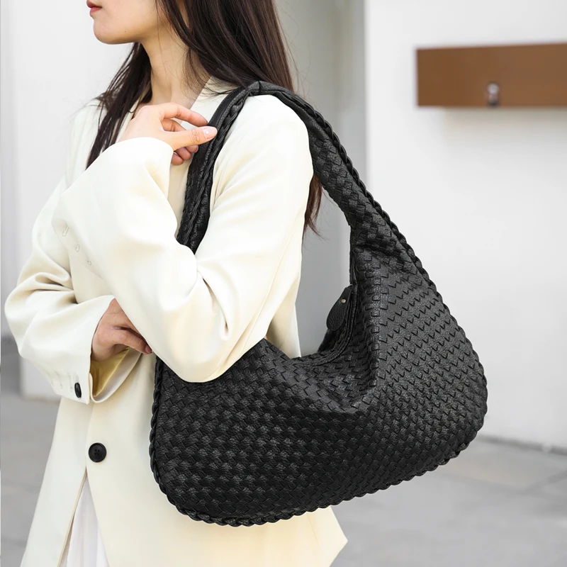 woven women handbags 2024 new arrival messenger bag good shoulder bag