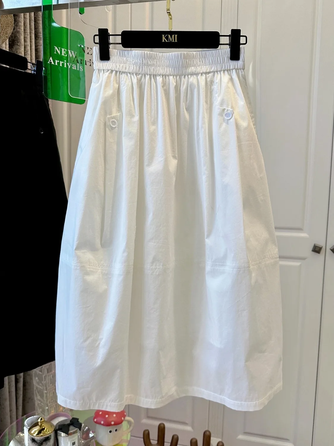 

Summer New Loose White Button f Skirt Large Size Women's Umbrella Skirt Faionable All-Match Flower Bud Skirt