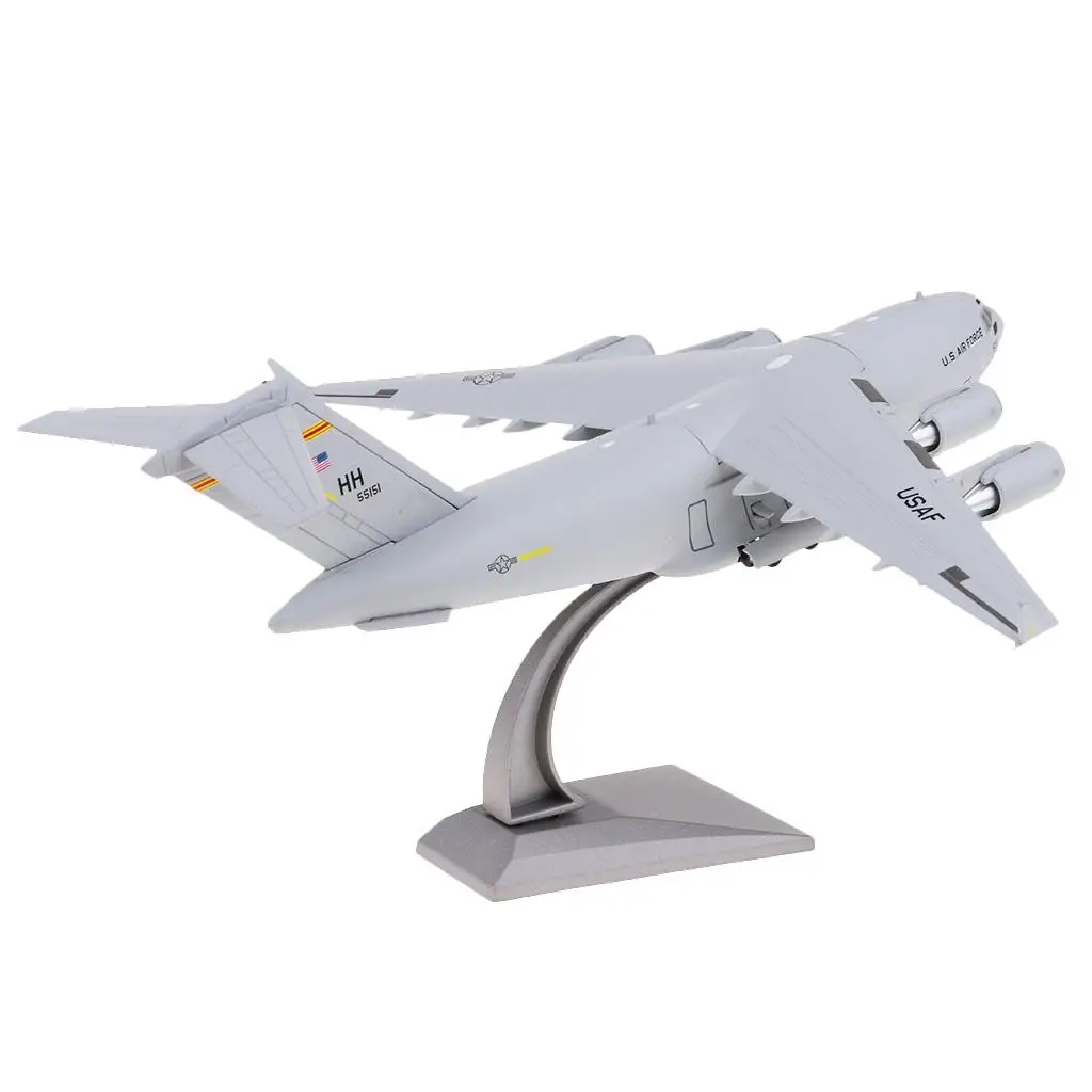 1: 200 Aviation C17 Transport Plane Model with Metal Bracket