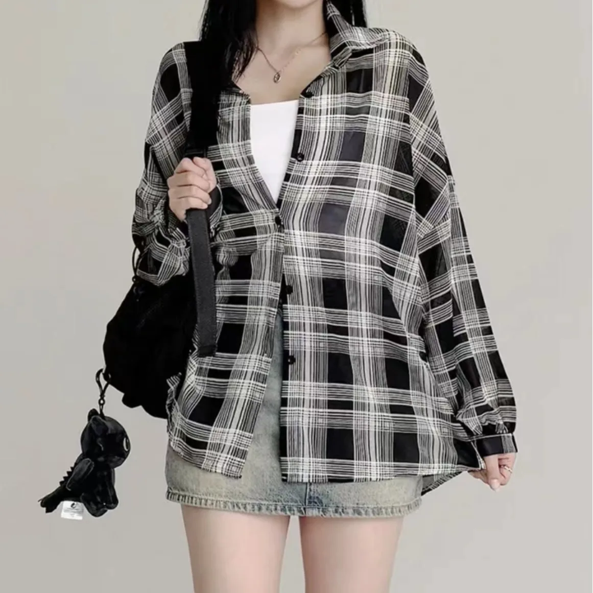 

Свободный женский топ irt на весну и лето в Корейском стиле Sle Chic, универсальный длинный воротник све, клетчатый солнцезащитный топ