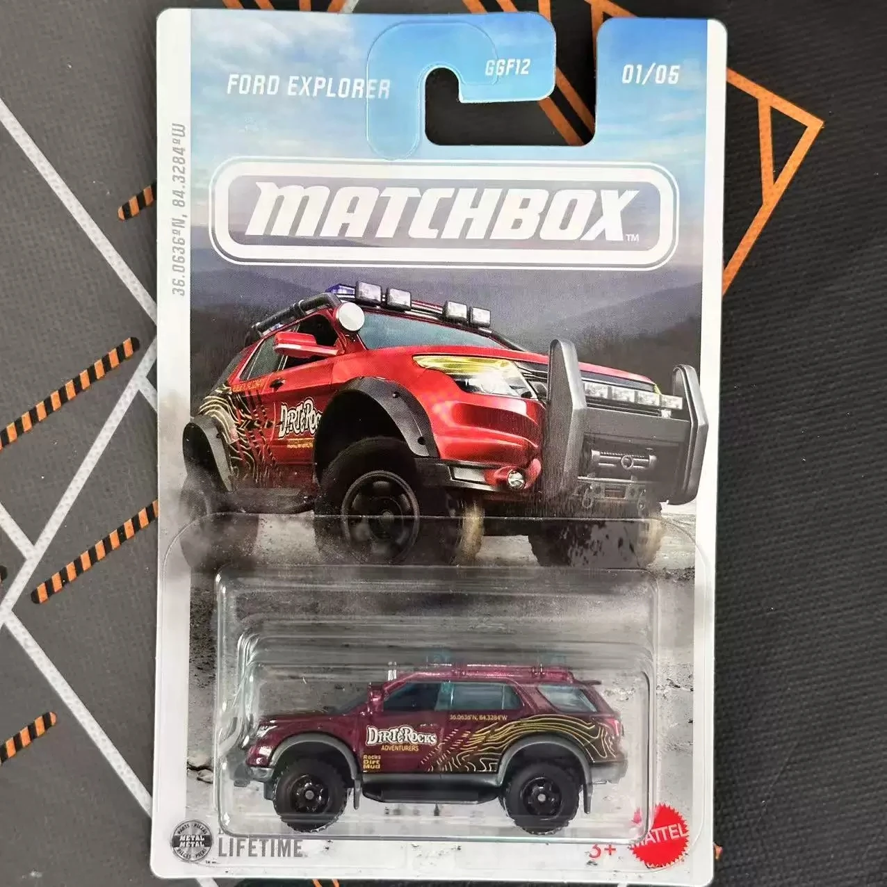 Matchbox Jurassic Series Ford Jeep Sonora Shredder Toyota FJ40 Off-road Metal 1:64 Scale Diecast Car Model Collectible Vehicle view 2