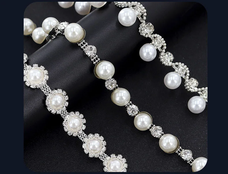 10 Meter Strass-Glitzerkristall-Diamantkette mit Eingelegten Perlen, DIY-Bastelbedarf, Geschenkdekoration, Taschen-, Hut- und Kleidungszubehör – Detail 1
