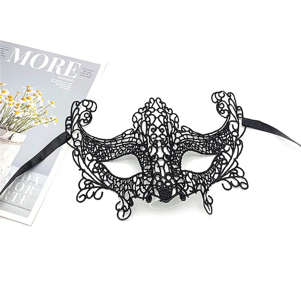 Black Hollow Lace Masquerade Face Mask Sexy Cosplay Prom Party Props Costume Carnival Masquerade Mask Nightclub Queen Eye Mask