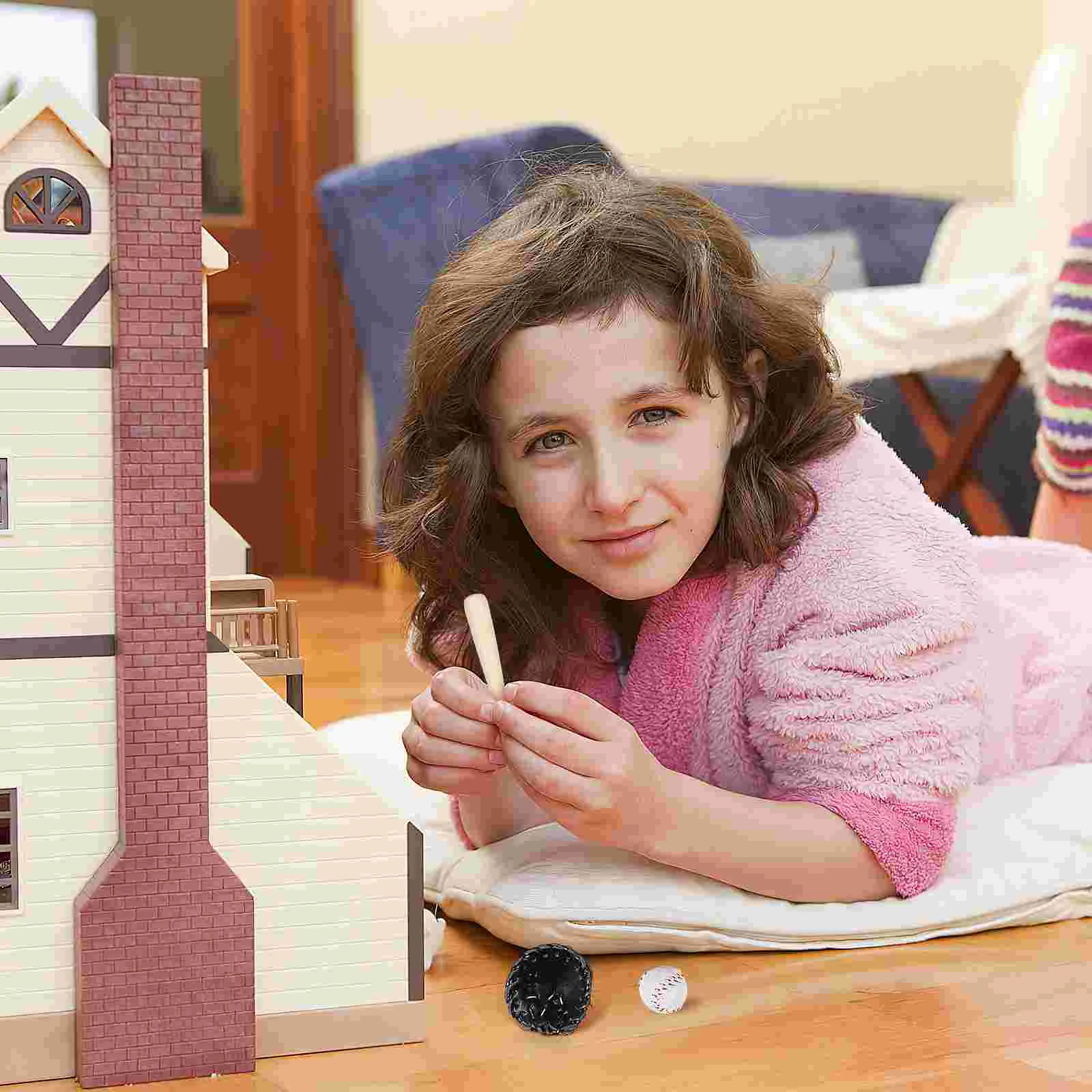 เบสบอลรุ่นสาวของเล่น Miniature Playset สําหรับสาวค้างคาวเด็กแกล้งทําเป็น House อุปกรณ์เสริมกีฬาเด็ก