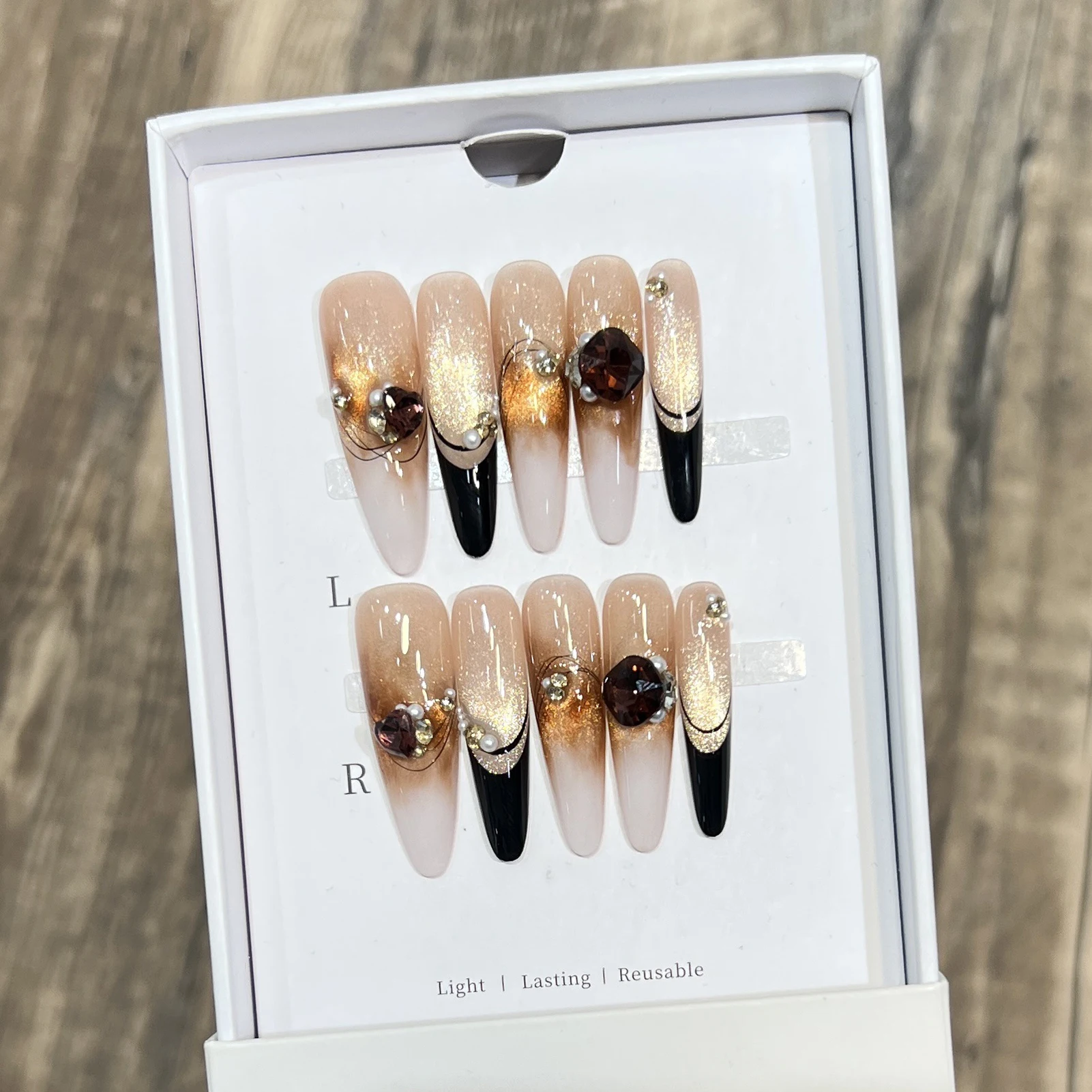 10 قطعة عين القط الكراميل الصحافة الفرنسية على الأظافر أنيقة انفصال الأظافر كاذبة لارتداء مأدبة حفل زفاف