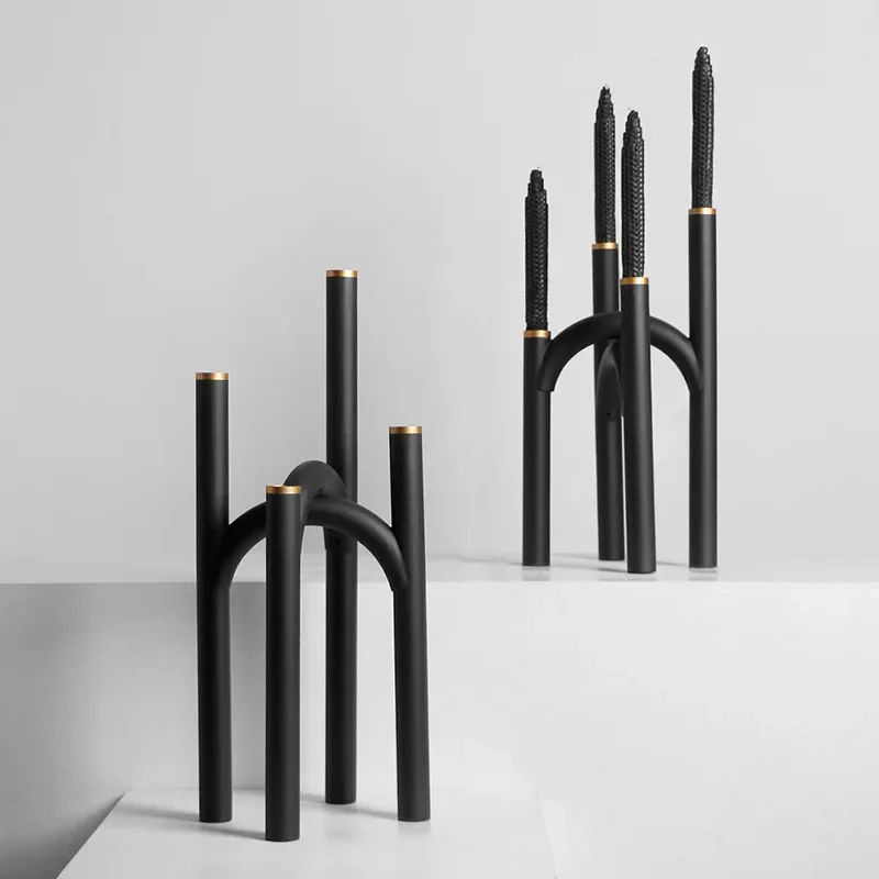 Ornamento portacandele moderno e leggero in metallo nero di lusso, camera modello ufficio vendite camera da letto soggiorno
