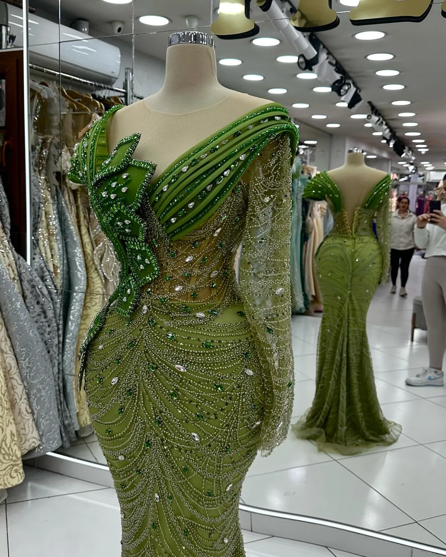 Customized 2025 Olive Green Mermaid Prom Dresses Beaded Crystals Florals Evening Formal Party Birthday Gowns Dresses ZJ180