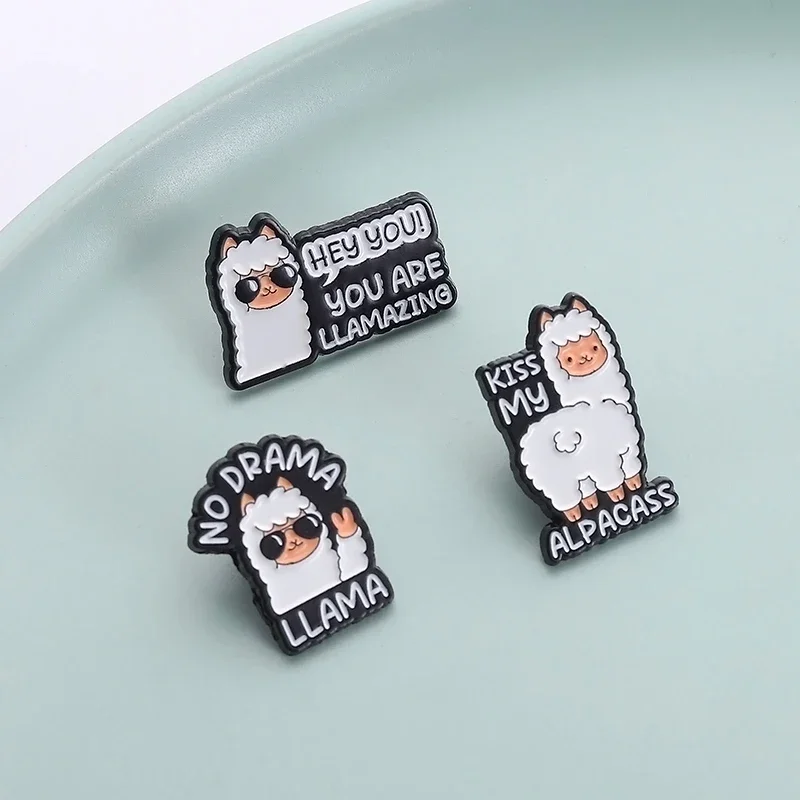 Cartoon Cute Alpaca Enamel Pins Custom No Drama Llama Brooches Backpack Lapel Badge Animal Accessories Jewelry Gift for Friends