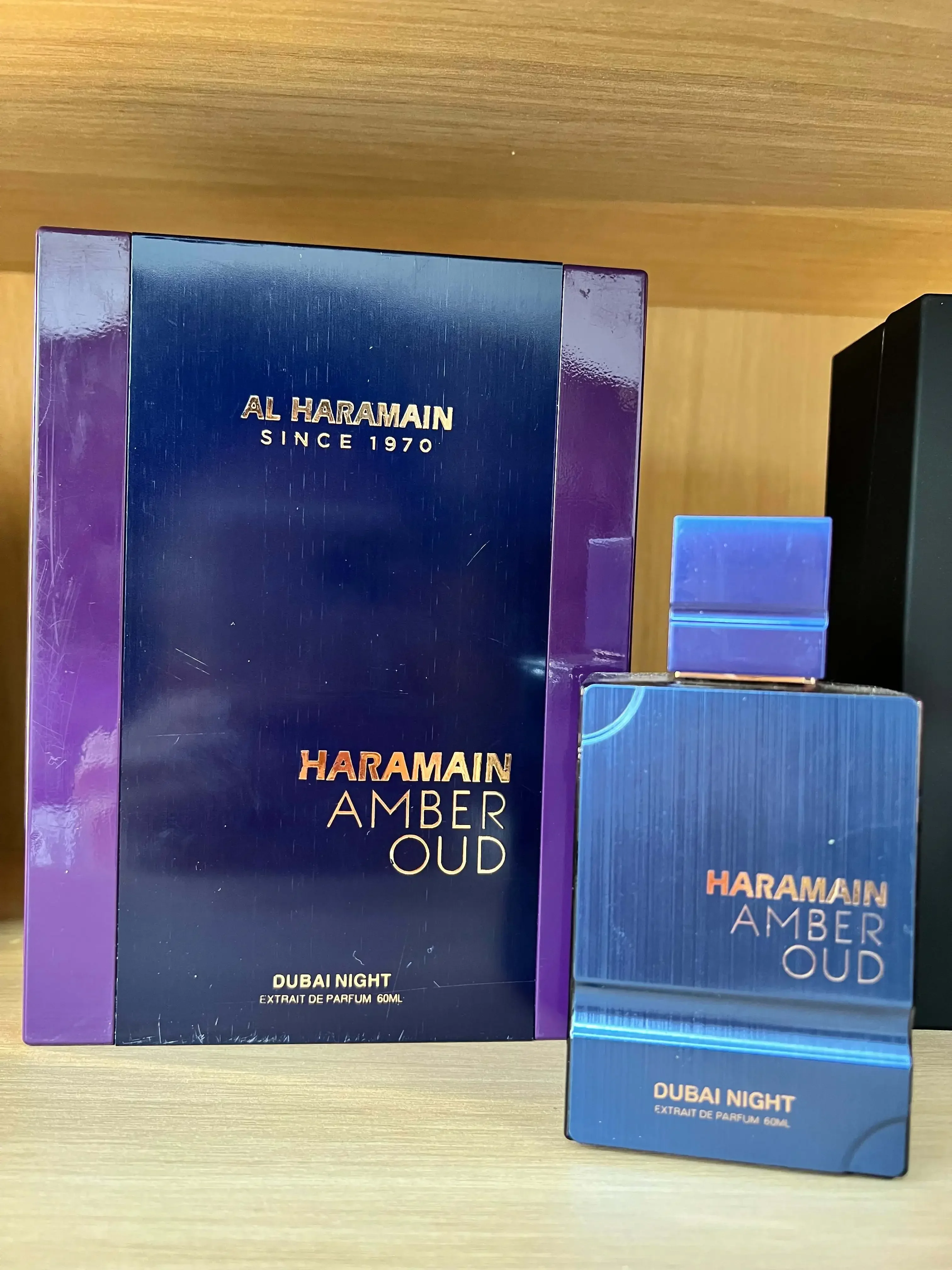 Al Haramain Amber Oud Dubai Night Extrait 60 مل - عطر Amber Woody طويل الأمد للجنسين، هدية مثالية للهالوين وعيد الميلاد #3