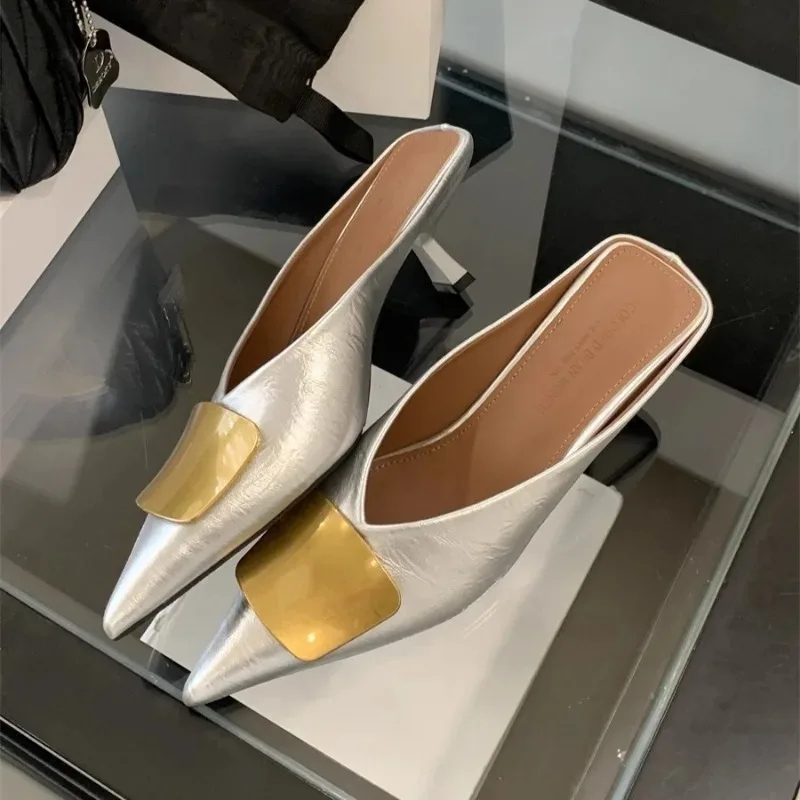 Damen-Pantoletten mit dünnem Absatz, spitzer Zehenpartie, zum Überziehen, für den Außenbereich, mit Metallschnalle, eleganter Stil, koreanische Version – Detail 6