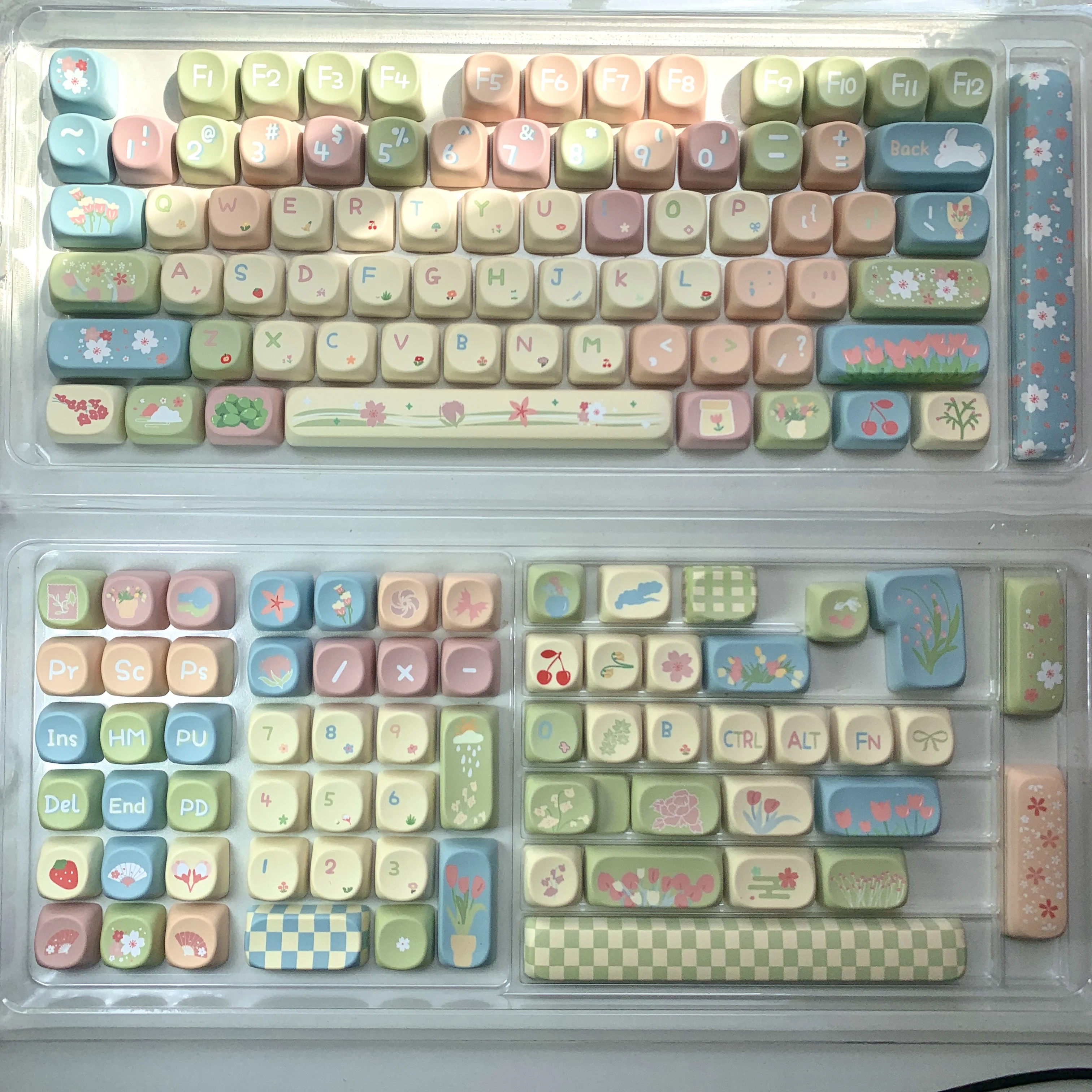 MOA Keycaps Cute Alice Keycaps Cute Keycaps 141 teclas PBT Sublimação Mecânico Teclado Cap 2.25 U 2.75U