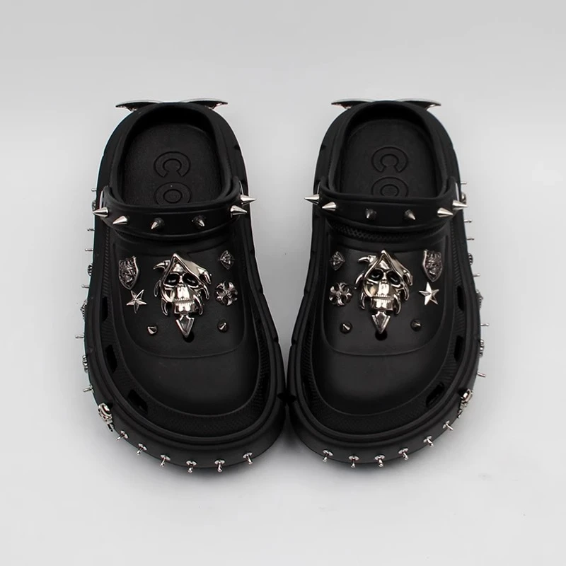 

Punk hole shoes for women summer new thick-soled wedge heels outdoor wear fashion trend retro style rivet closed toe sandals