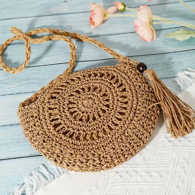 Fashion Hollow Out Shoulder Bags Casual Straw Crossbody Small Round Bag Purse Tassel Messenger Handbags bolsa feminina view 3