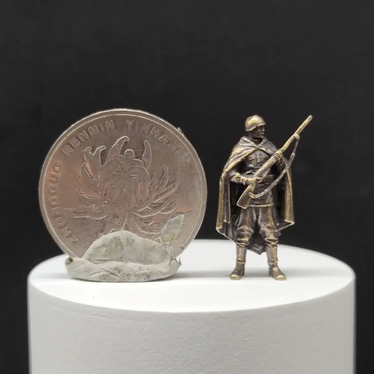 Brass WWII Soviet Scout Soldier Modern Special Forces Miniature Model Figure for Diorama Scene Collectible Home Decor