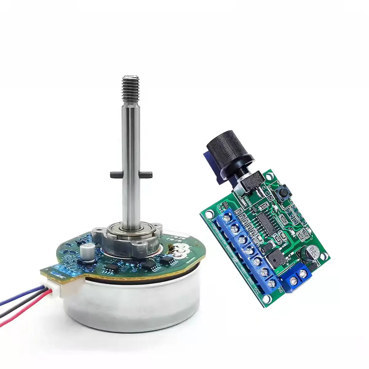 

Бесщеточный двигатель NIDEC 48F704SA20 DC12-24V 45W с внешним ротором, двойные шарикоподшипники, подходит для бесшумной модификации вентиляторов