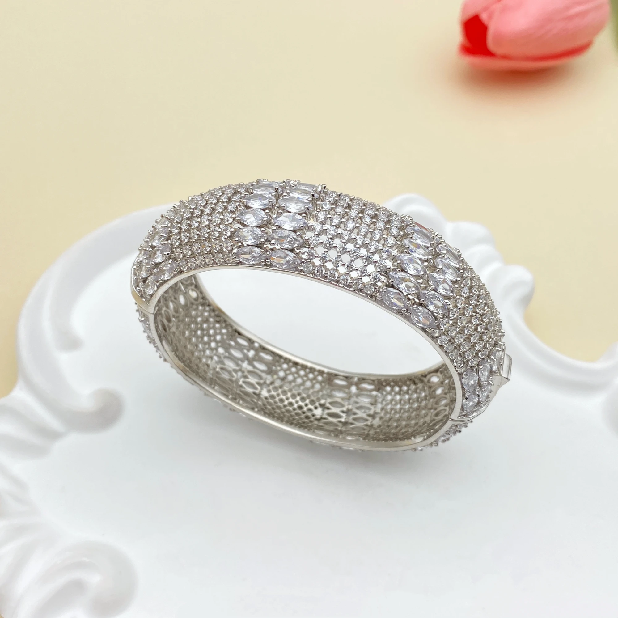 

JRH Gold Plated Cubic Zirconia for Bangle Women Sparkling Dazzling Gift for Her Birthday