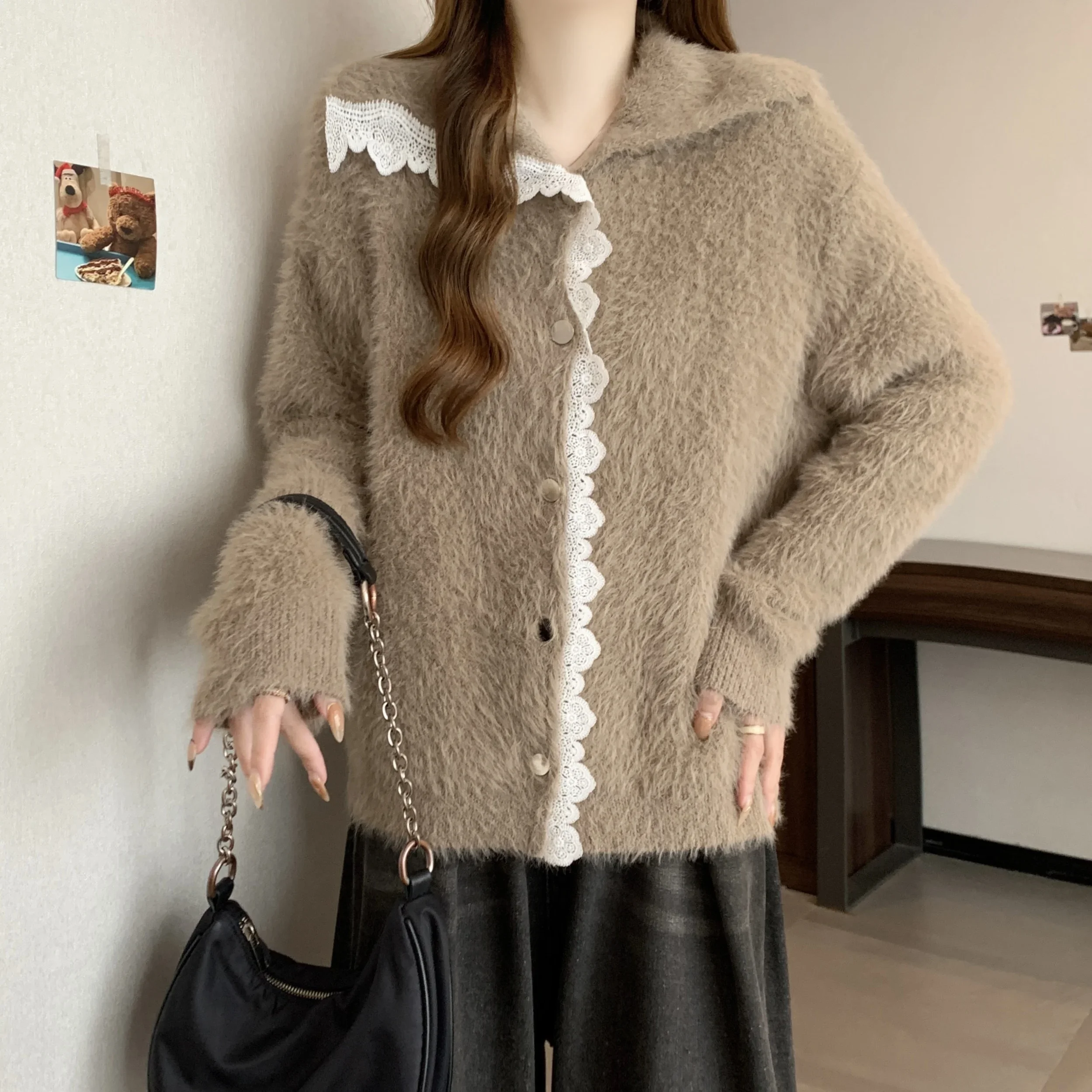 2024 Autumn/winter High-end Advanced Temperature Plus Size Women's Long-sleeved Imitation Mink Velvet Splicing Lace Sweater Tops