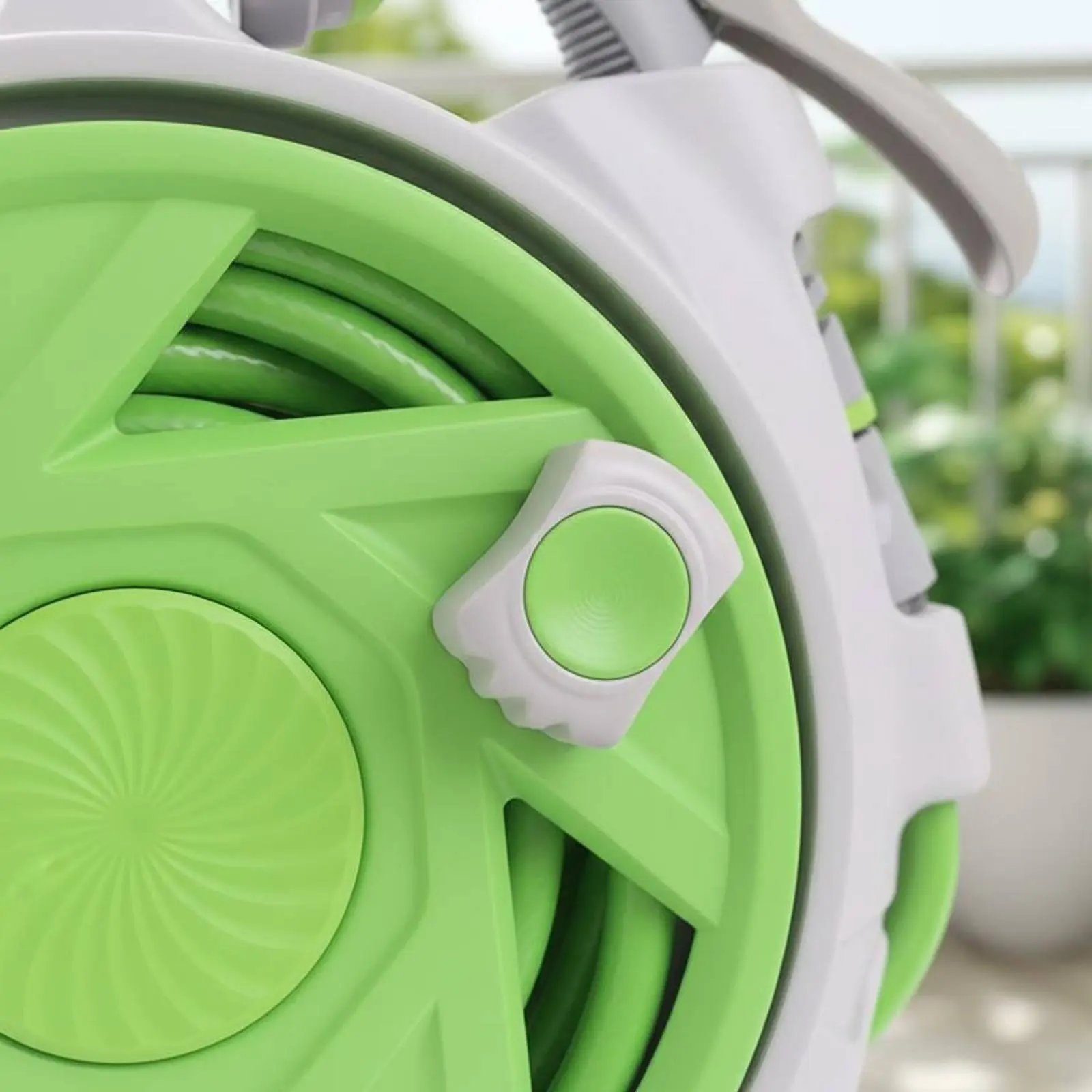 

Портативный набор для сада: ручная катушка для шланга без спутывания, 7 режимов распыления для балкона и патио