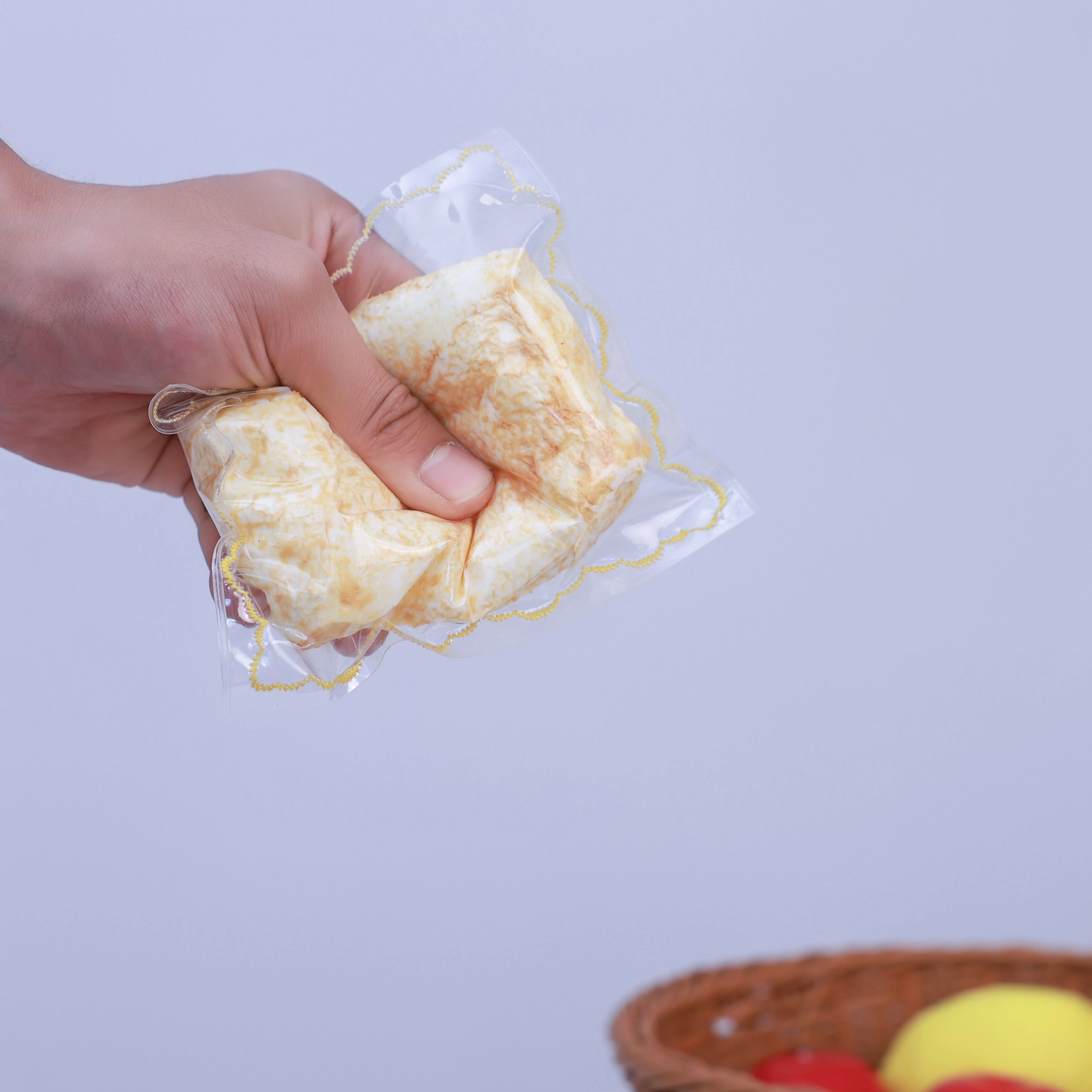 ZOCO ワッフルデザイン シリコン製スクイーズトイ ストレス解消感覚玩具 フィジェットギフト 大量カスタム卸売 大人子供向け楽しいおもちゃに最適