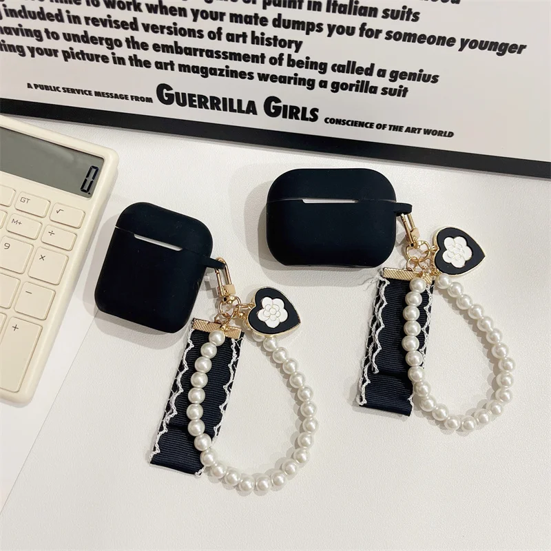 INS Cute Flower Pearl Chain Keychain For apple AirPods 4 Pro 2 Case New Black Silicone Earphone Case For AirPods 1 2 3 Cover Box