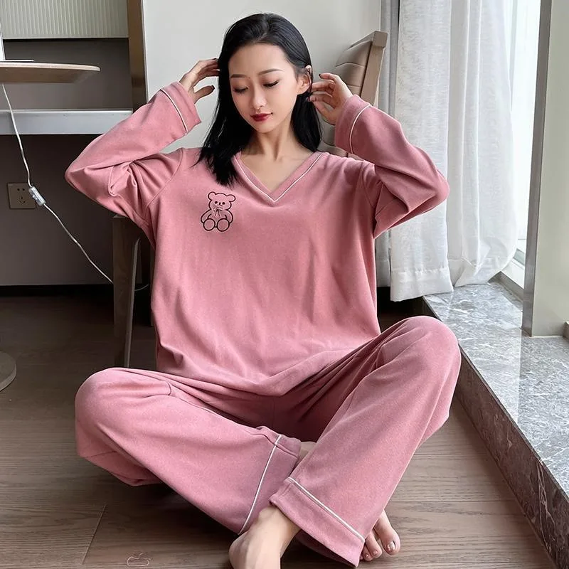

Осень-зима, немецкий бархатный теплый пижамный комплект, 150 кг, большой размер, женская свободная домашняя одежда с длинными рукавами и v-образным вырезом, толстый комплект из двух предметов