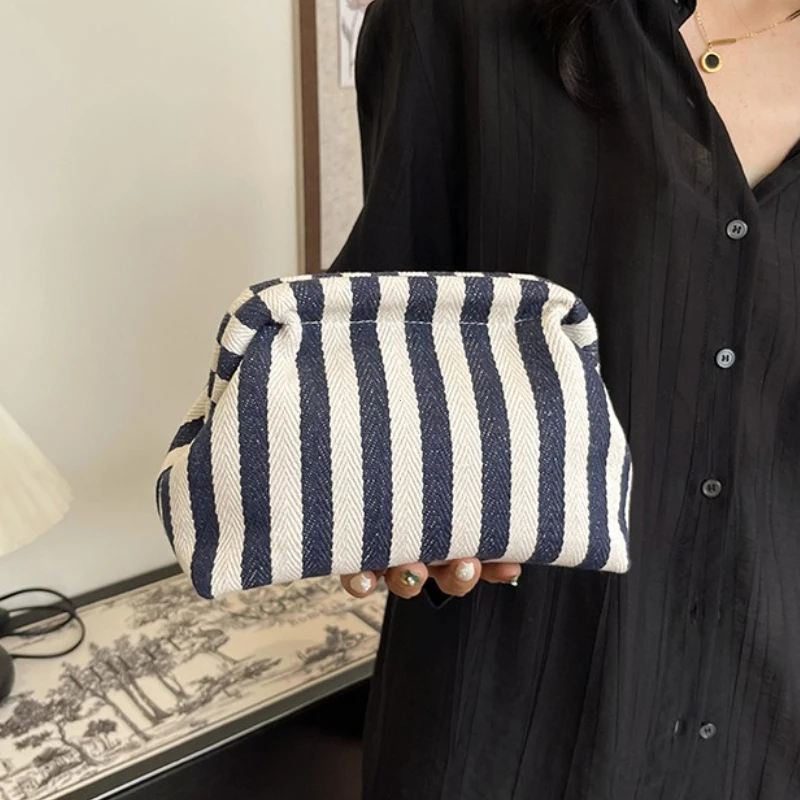 Vertical Woven Summer Crochet Purse Women Beach Clutch Handbags 2027Dumpling HoboCasual Colorblock Bag Ladies Ruched Cloud Purse view 4