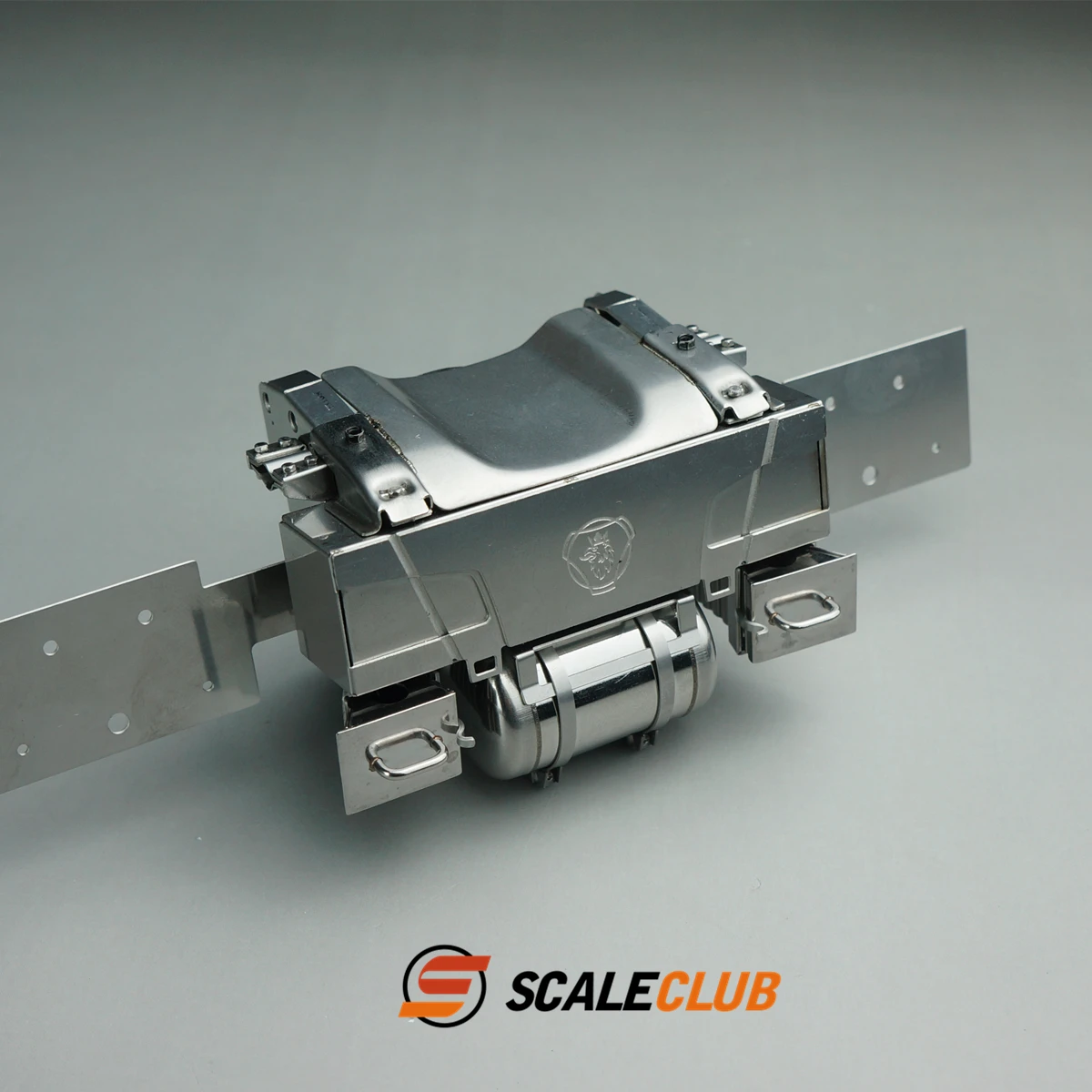 Scaleclub truck 1/14 R620 R470 R730 770 trailer metal rear tail beam rear gas tank skid set LESU model