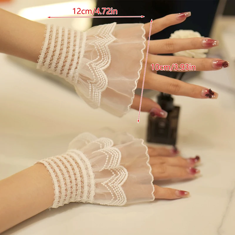 1Pair White Lace Mesh Lace Sleeves Nail Art Fake Pleated Cuff Manicure Props Beautiful Gentle Fake Cuffs Decorative