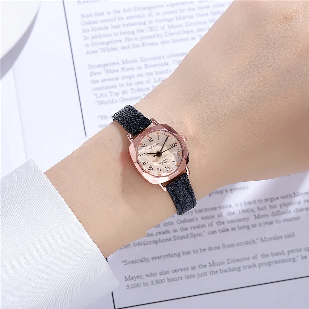 trendy small dial Roman scale quartz women lady leather watch