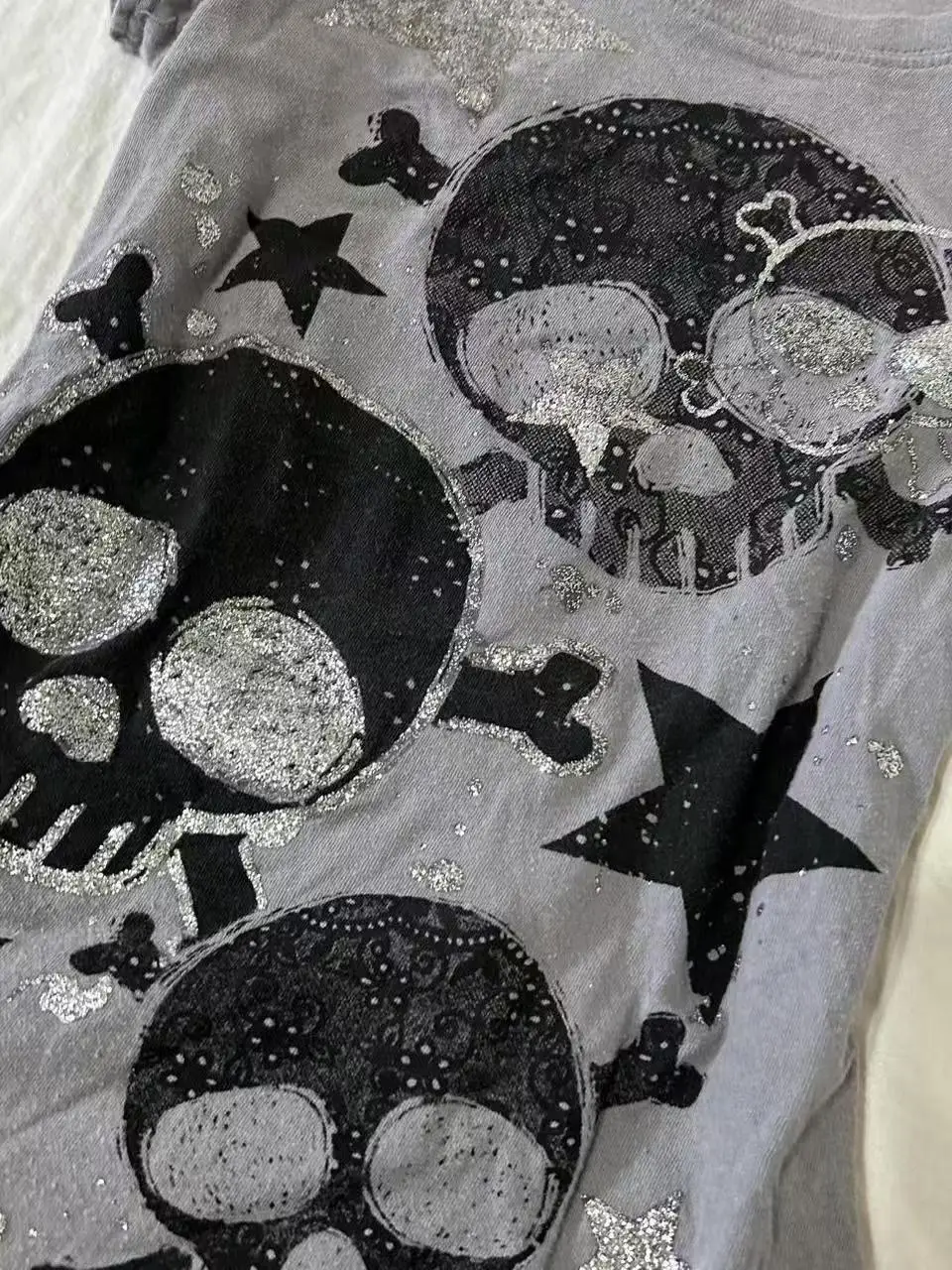 Thumbnail 3 - #6 Trending Womens Graphic Print Tees Right Now