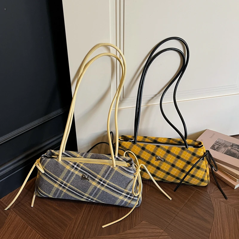 Thumbnail 2 - #37 Latest Baguette Bags Offers