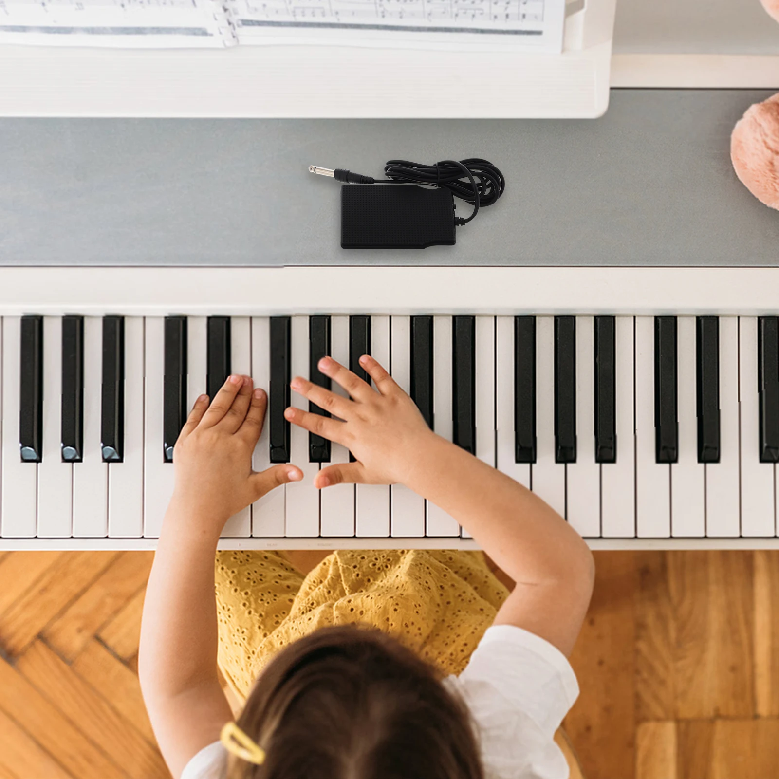 

Electronic Keyboard Pedal Sustaining Piano with Anti-slip Design for Pedals Polarity Switch Organ Electric