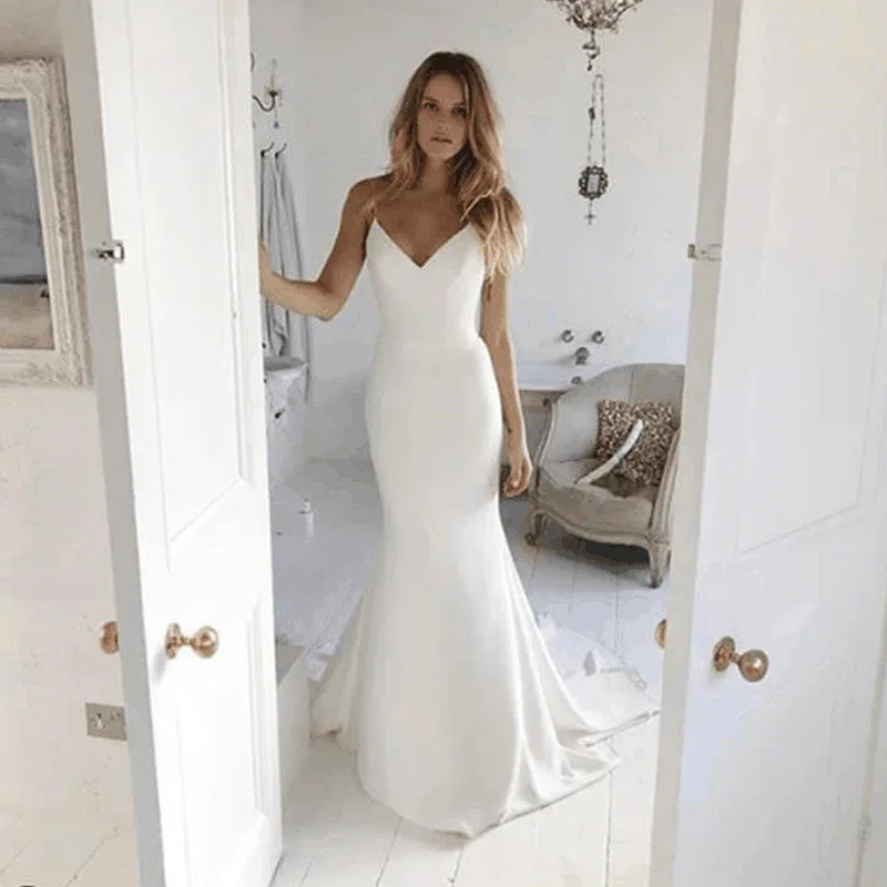 

V-neck Beach Sling Wedding Mermaid Dress Sexy Mopping Bride Dress Color Can Be Customized