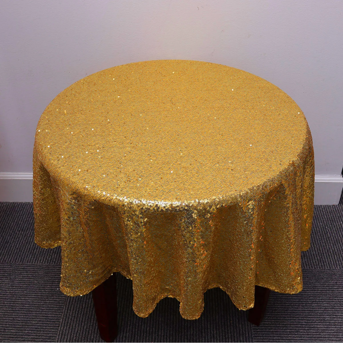 

Sequin Tablecloth Round Golden Shiny Table Cover for Wedding Banquet Celebration Premium Polyester Stain Resistant Rollable