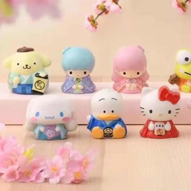 Sanrio Cartoon Hello Kitty Ornament Kawaii Good Luck Big Full Load Small Ceramic Piggy Bank Desktop Ornament Collection Gift