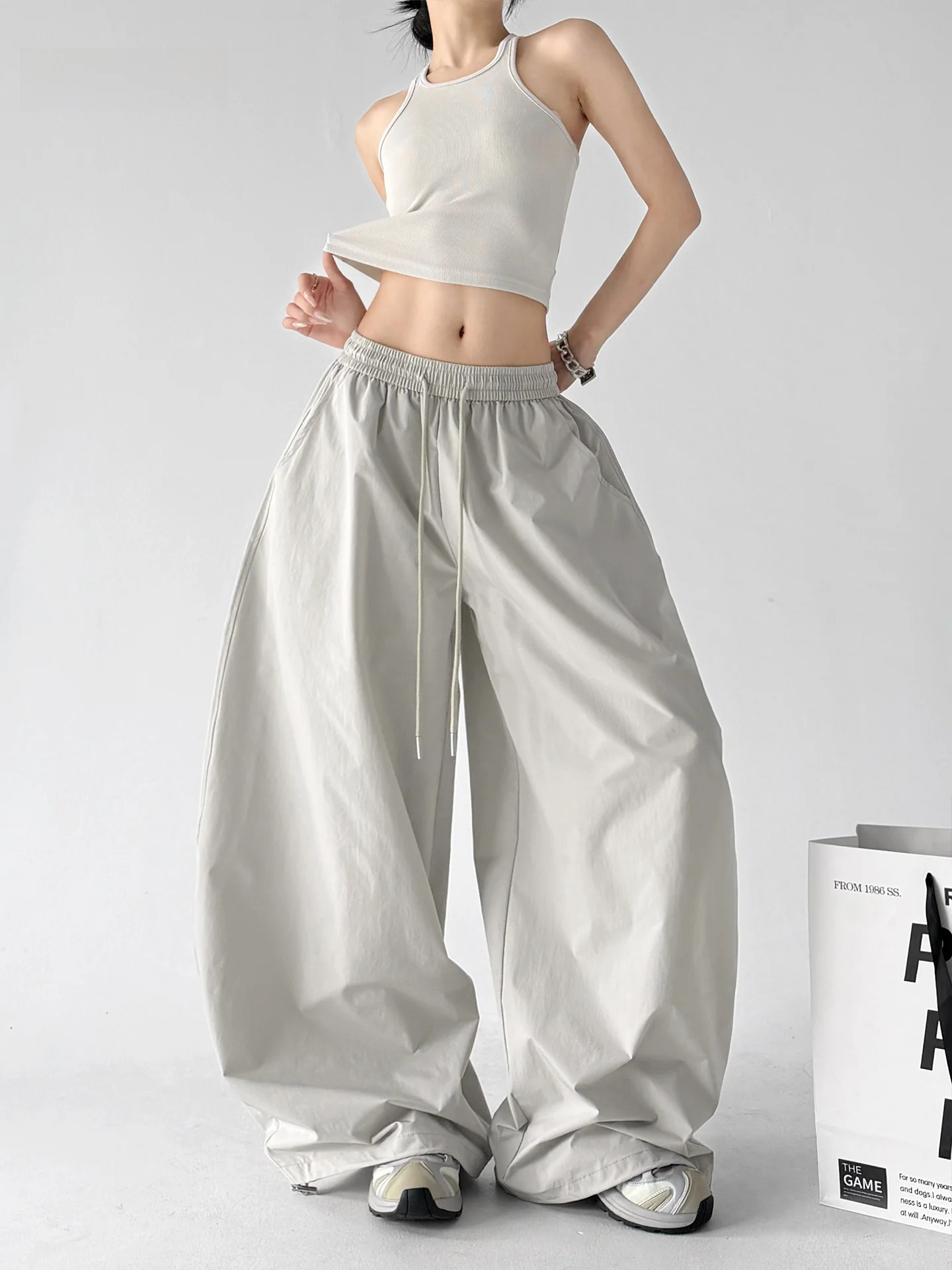 

High Waist Outdoor Hiking Pants Women's Loose Casual Trousers Beige Sports Pants Korean Style Summer 2026 Fashion