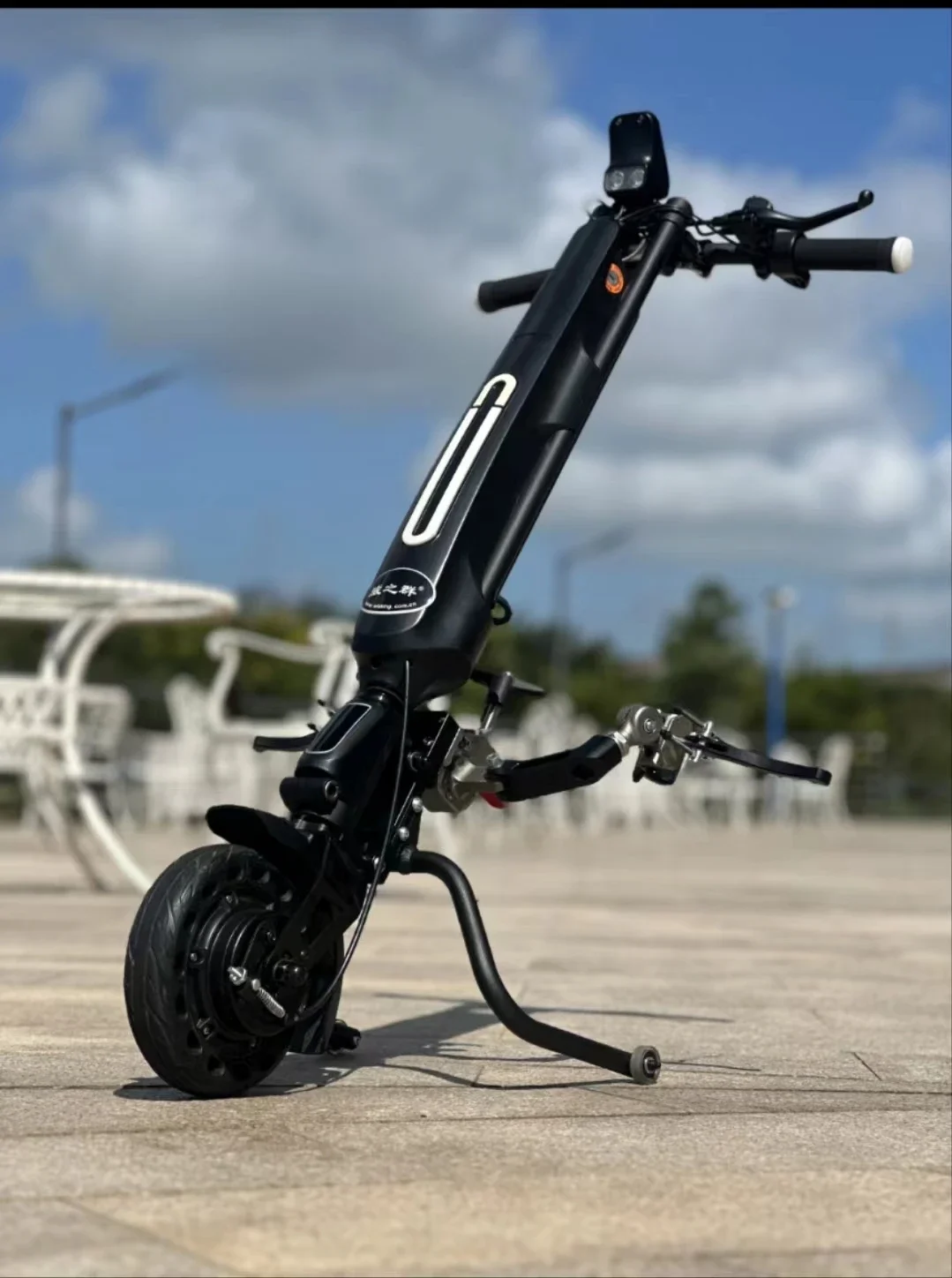 

Q2 front sports quick release portable ultra light vehicle with 8-inch solid tires