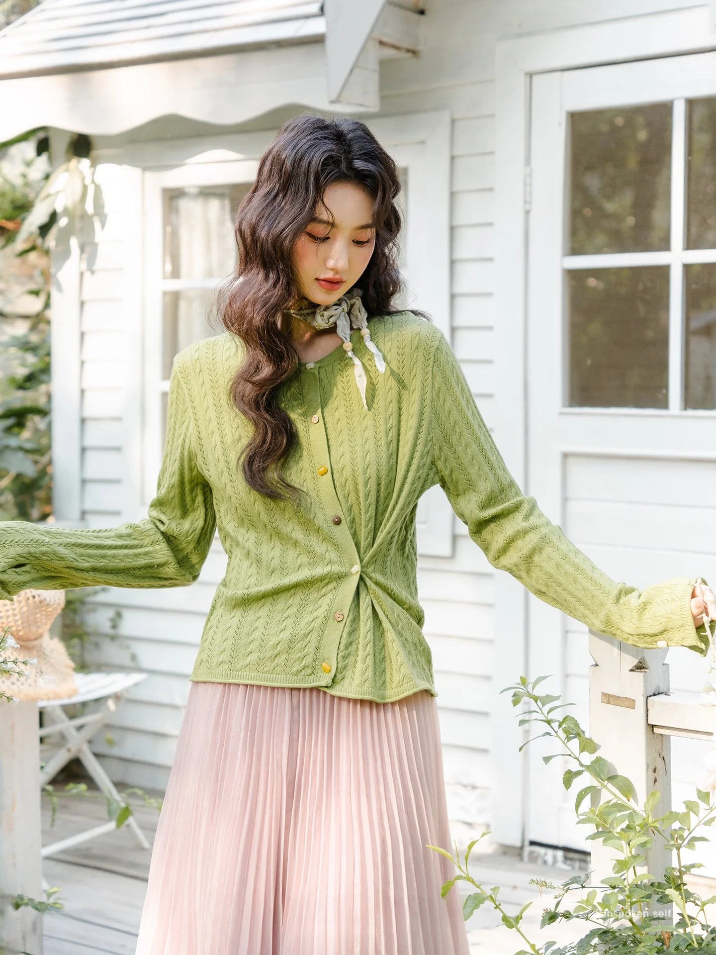 

Уникальный красивый вязаный свитер для женщин, весенняя внутренняя одежда, кардиган, верхняя одежда, корейский стиль, длинный рукав, полиэстер