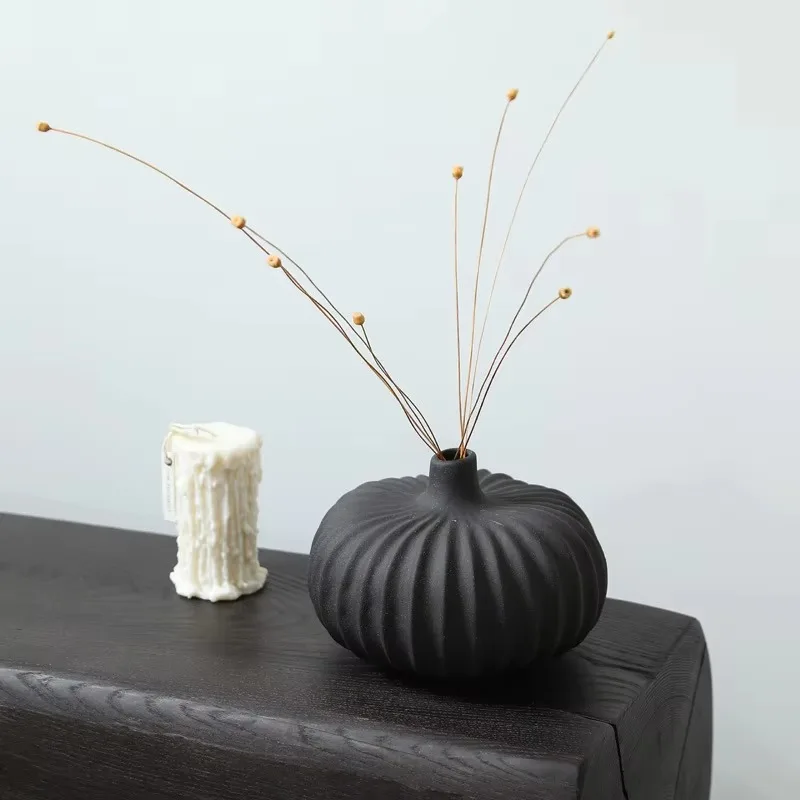 

Wasabi Style Ceramic Vase Ornaments Living Room Retro Black Niche Design Sense Porch Dried Flower Arrangement Soft Decorations