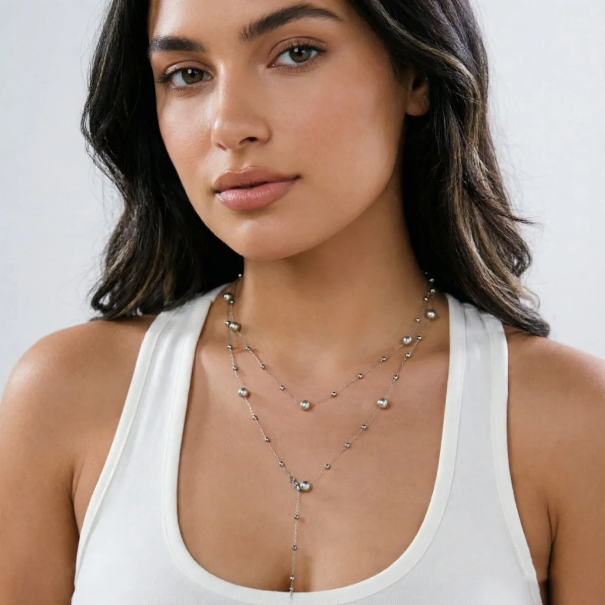 Zierliche silberfarbene Perlen-Stern-Schmuckkette mit simulierten Perlen in Y-Form für Damen und Herren, doppellagiger Y-förmiger Choker, ästhetisches Geschenk-Schmuckstück. – Detail 18