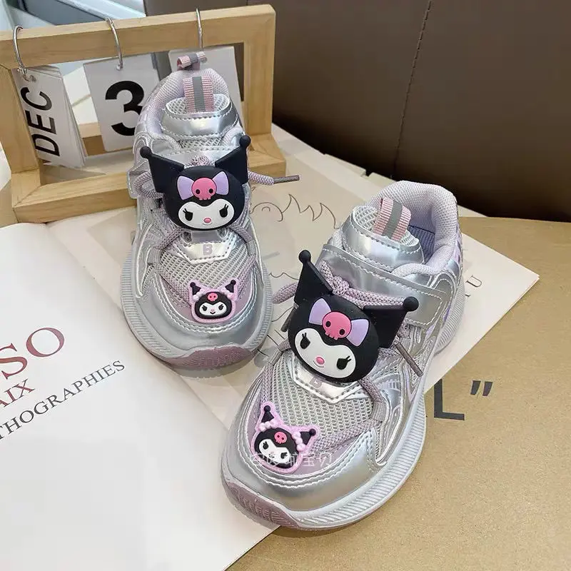 

Кроссовки Sanrio Kuromi для девочек, осенне-зимняя сетчатая поверхность, вентилируемая детская нескользящая модная повседневная обувь с героями мультфильмов Kawaii